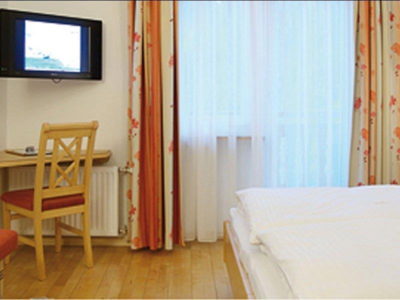 Gartenhotel Daxer เซลล์อัมเซ ภายนอก รูปภาพ